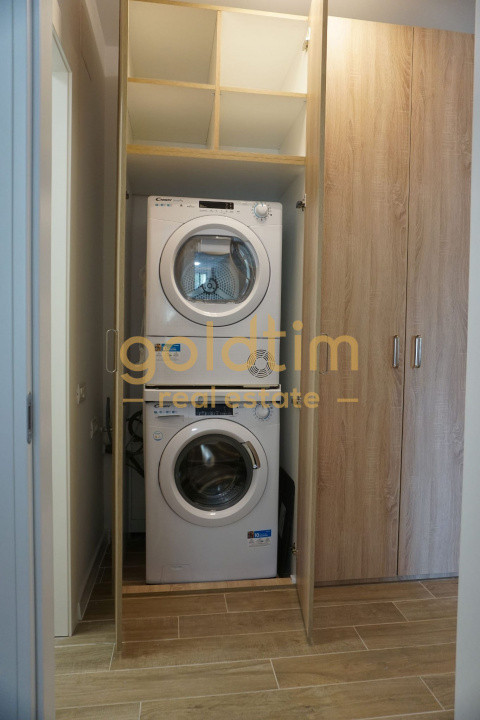 EROU IANCU NICOLAE /PIPERA /PARCARE /VIEW SUPERB