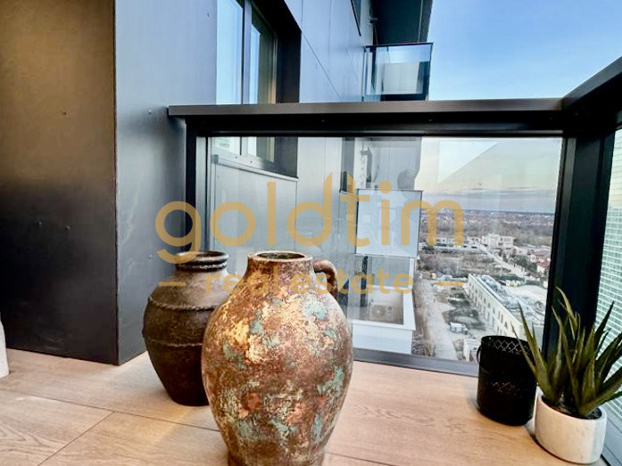 CORTINA NORH/ SPATII DEPOZITARE/ PARCARE INCLUSA