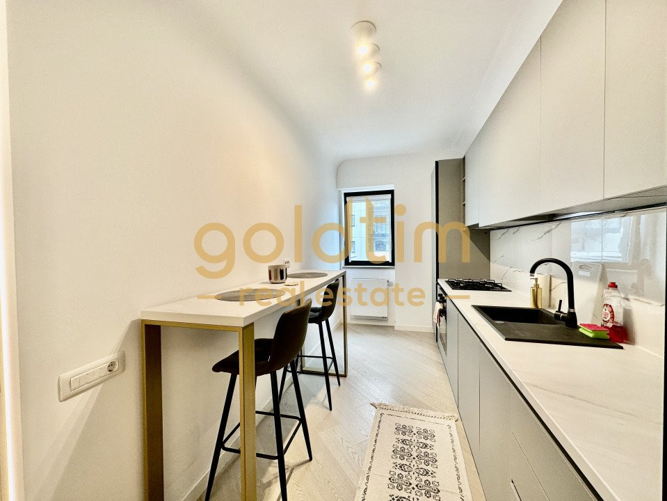 STUDIO SUPERB/CORTINA NORTH/PARCARE INCLUSA/SPATII DE DEPOZITARE 