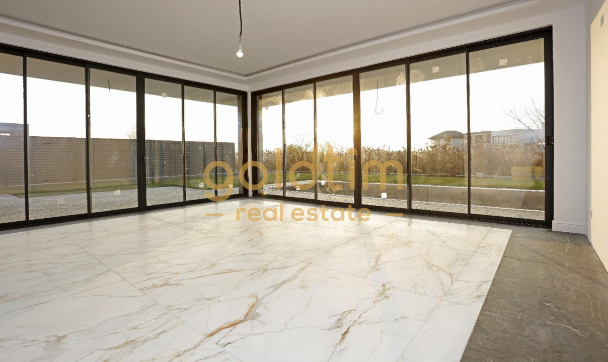 VILA SPECTACULOASA/PISCINA EXTERIOARA/VIEW PANORAMIC 