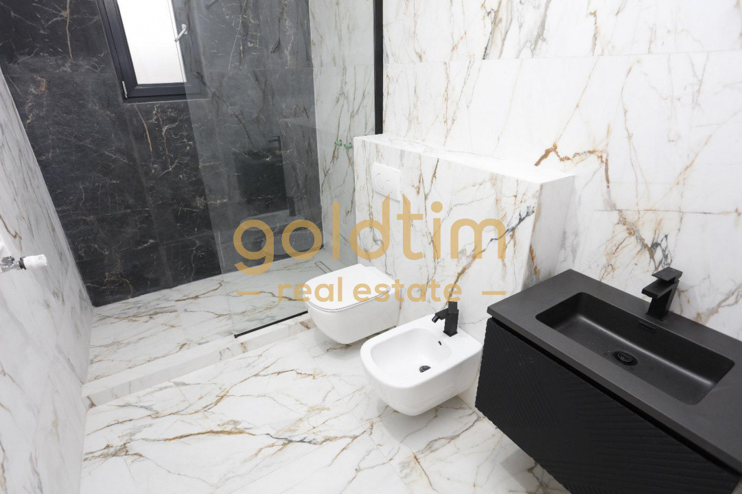 VILA SPECTACULOASA/PISCINA EXTERIOARA/VIEW PANORAMIC 