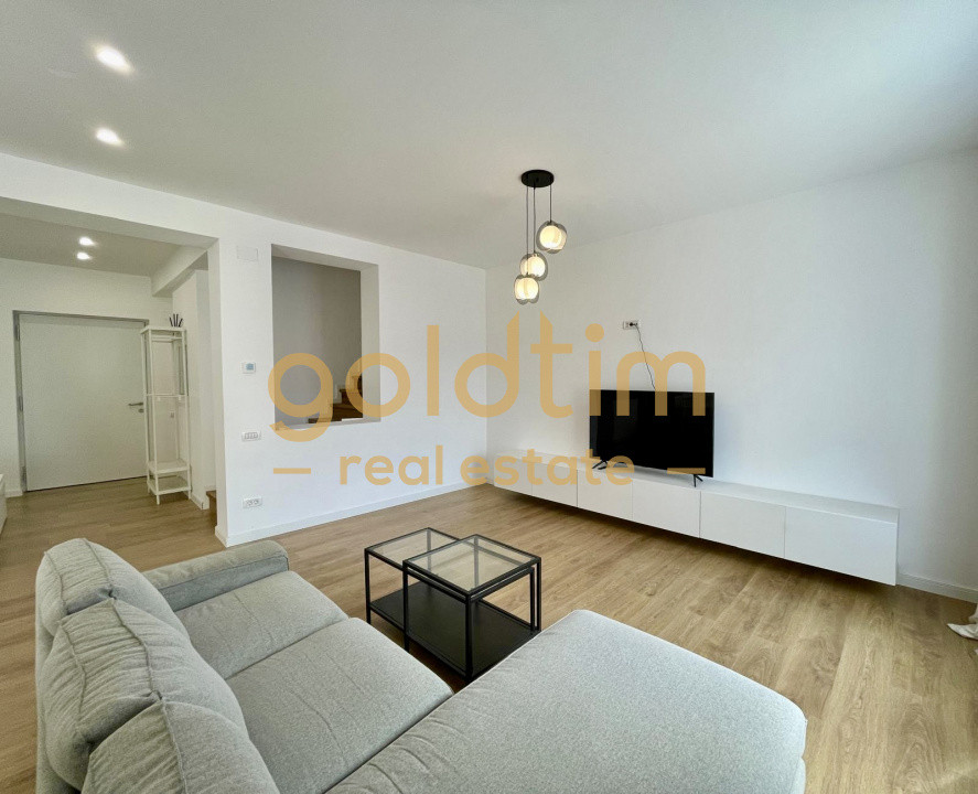 COMISION 0/NOU/VILA NOUA MOBILATA/CURTE 50 MP/ 2 LOCURI DE PARCARE/ROND 0MV