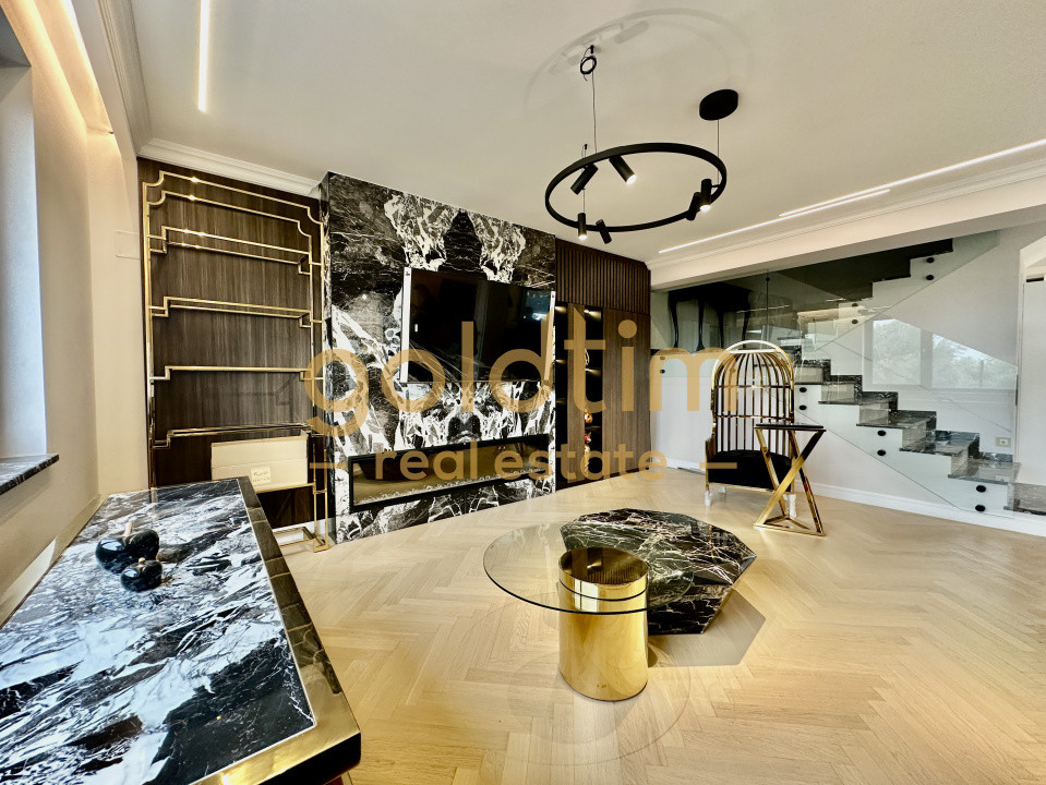 DUPLEX/PIPERA /SPATII GENEROASE /2 PARCARI/ZONA LINIȘTITĂ/ANSAMBLU SECURIZAT 