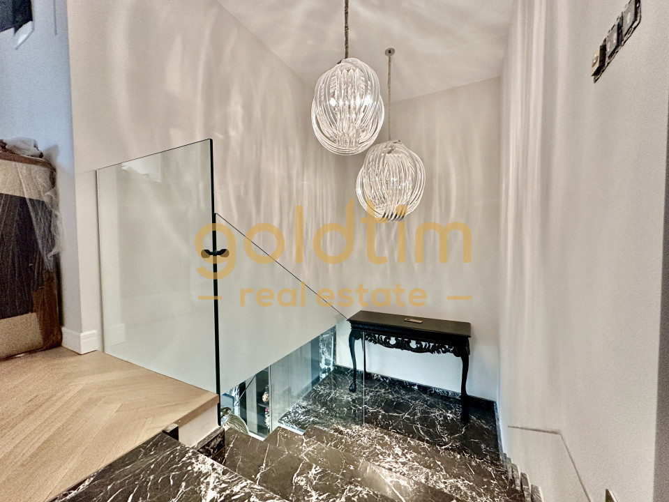 DUPLEX/PIPERA /SPATII GENEROASE /2 PARCARI/ZONA LINIȘTITĂ/ANSAMBLU SECURIZAT 