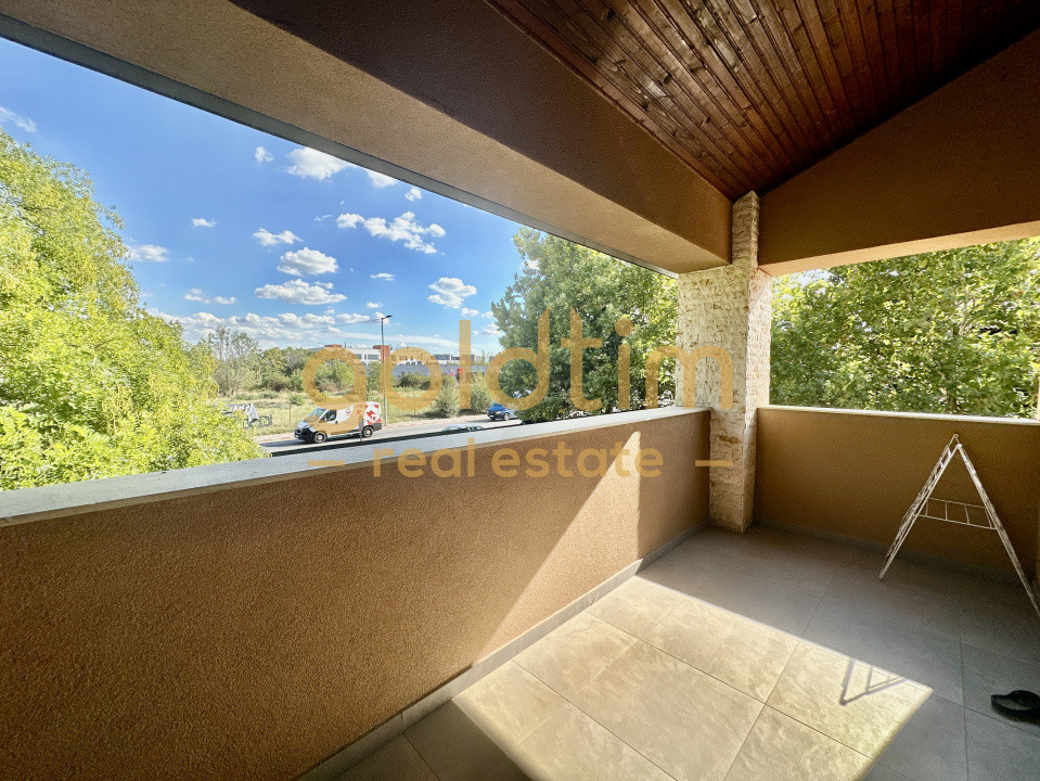 VILA INDIVIDUALA/CARTIER REZIDENȚIAL/SISTEM FOTOVOLTAIC 10Kw/GARAJ/VEGETATIE