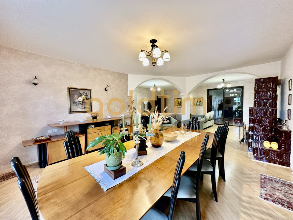 VILA INDIVIDUALA/TEREN 2000MP/VEGETATIE MATURA/CURTE AMENAJATA