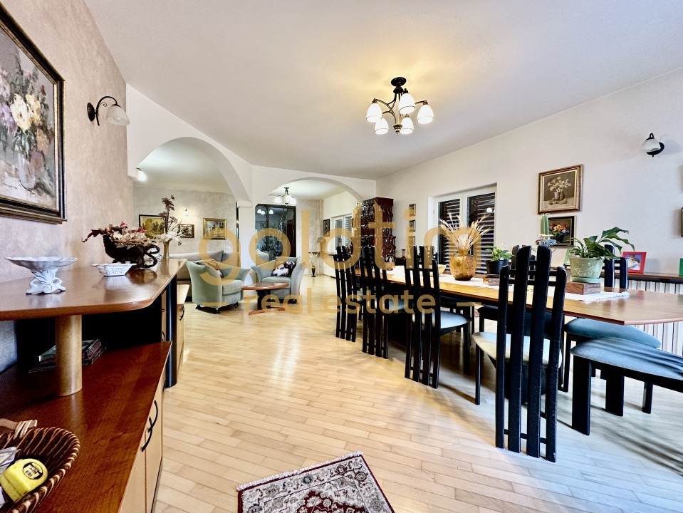 VILA INDIVIDUALA/TEREN 2000MP/VEGETATIE MATURA/CURTE AMENAJATA