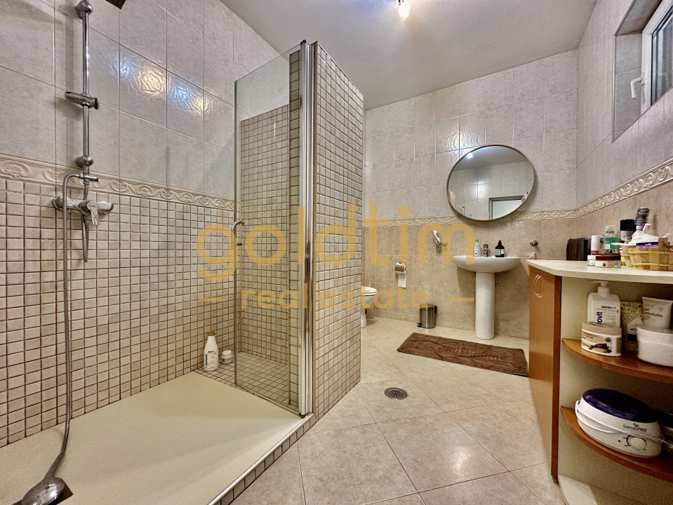 VILA INDIVIDUALA/TEREN 2000MP/VEGETATIE MATURA/CURTE AMENAJATA