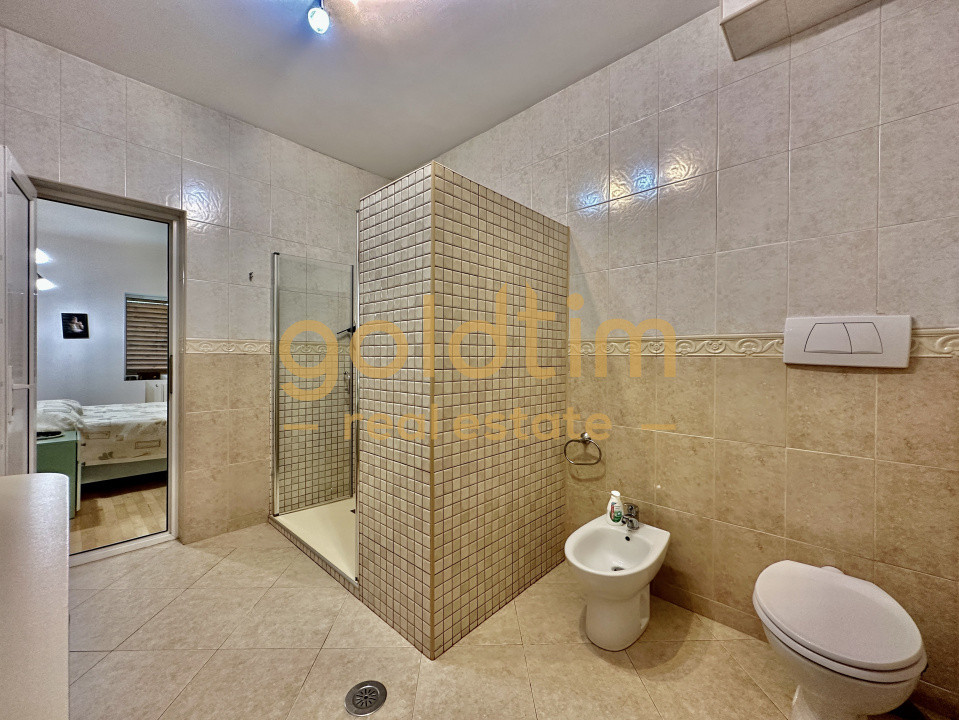 VILA INDIVIDUALA/TEREN 2000MP/VEGETATIE MATURA/CURTE AMENAJATA