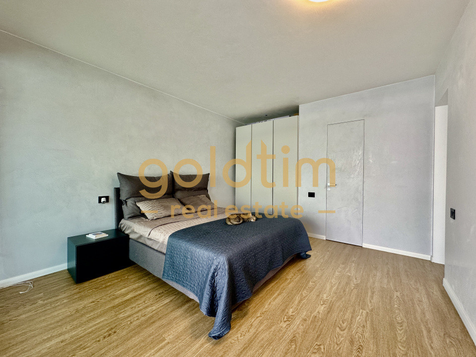 CASA PLUTITOARE/CONSTRUCTIE BETON PLUTITOR/UNICA IN ROMANIA/5 LOCURI DE ACOSTARE