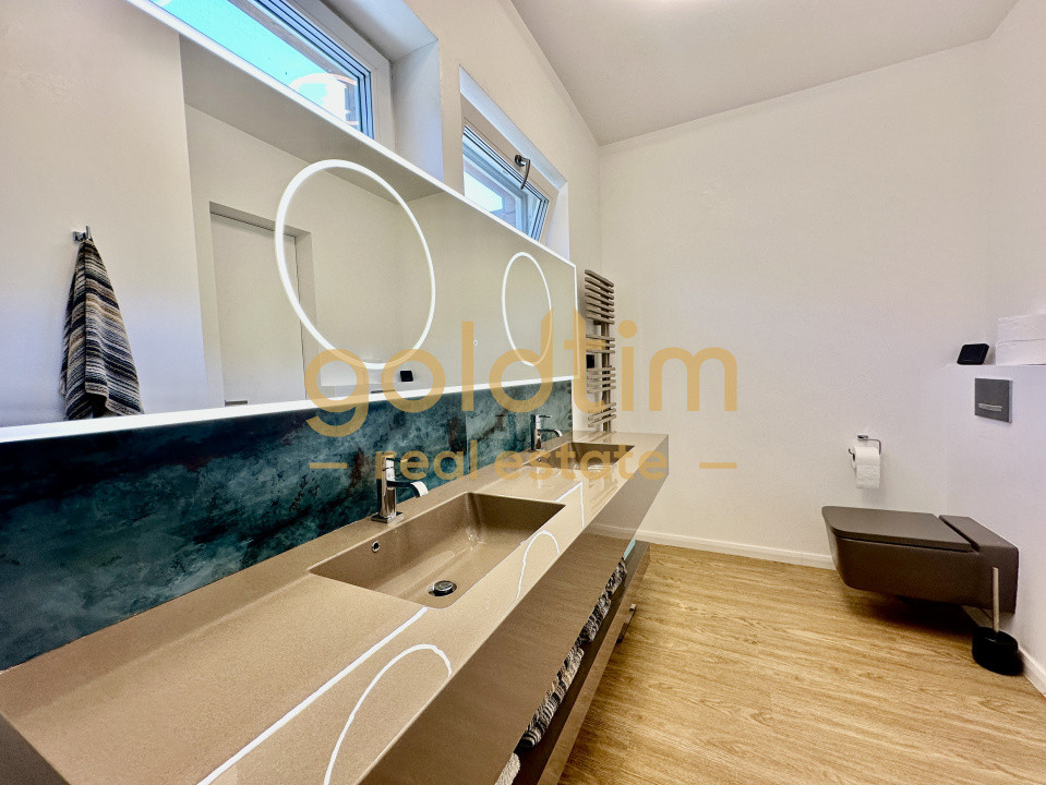 CASA PLUTITOARE/CONSTRUCTIE BETON PLUTITOR/UNICA IN ROMANIA/5 LOCURI DE ACOSTARE