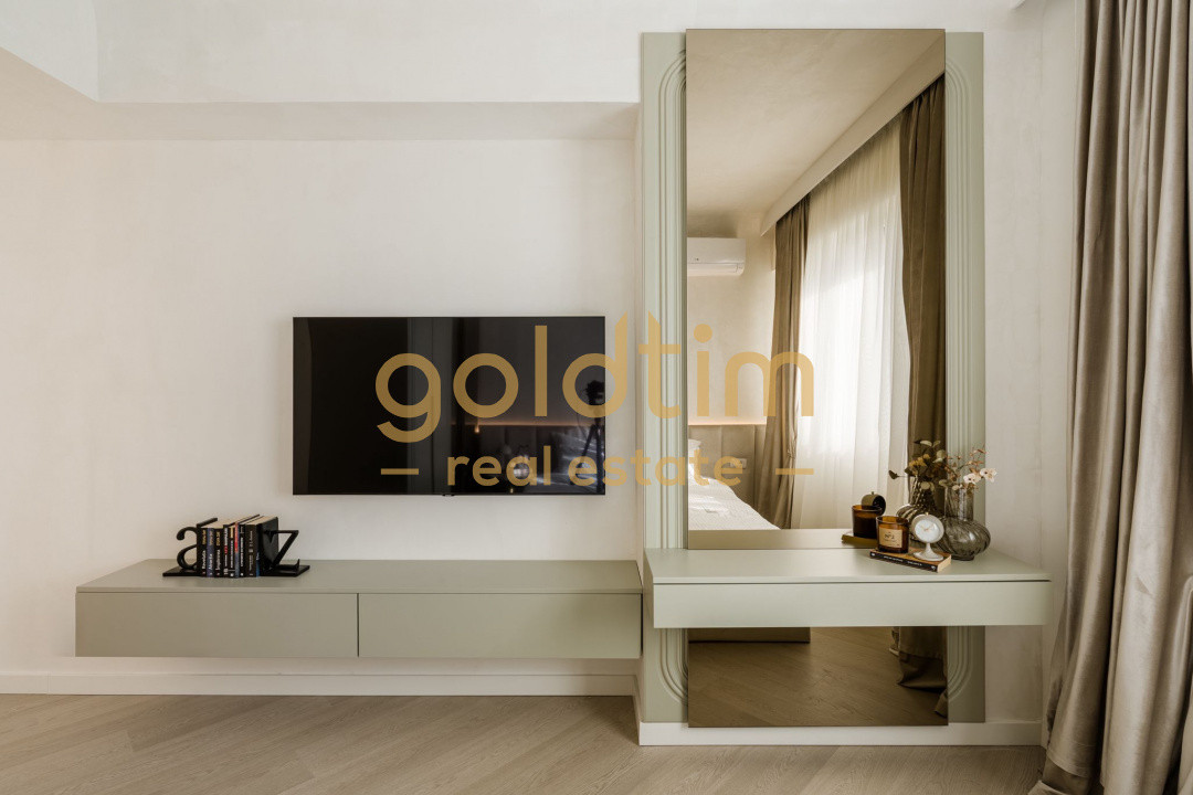 CORTINA NORTH/DISPONIBIL IMEDIAT/SUPERB/SPATII GENEROASE/BUCATARIE INCHISA