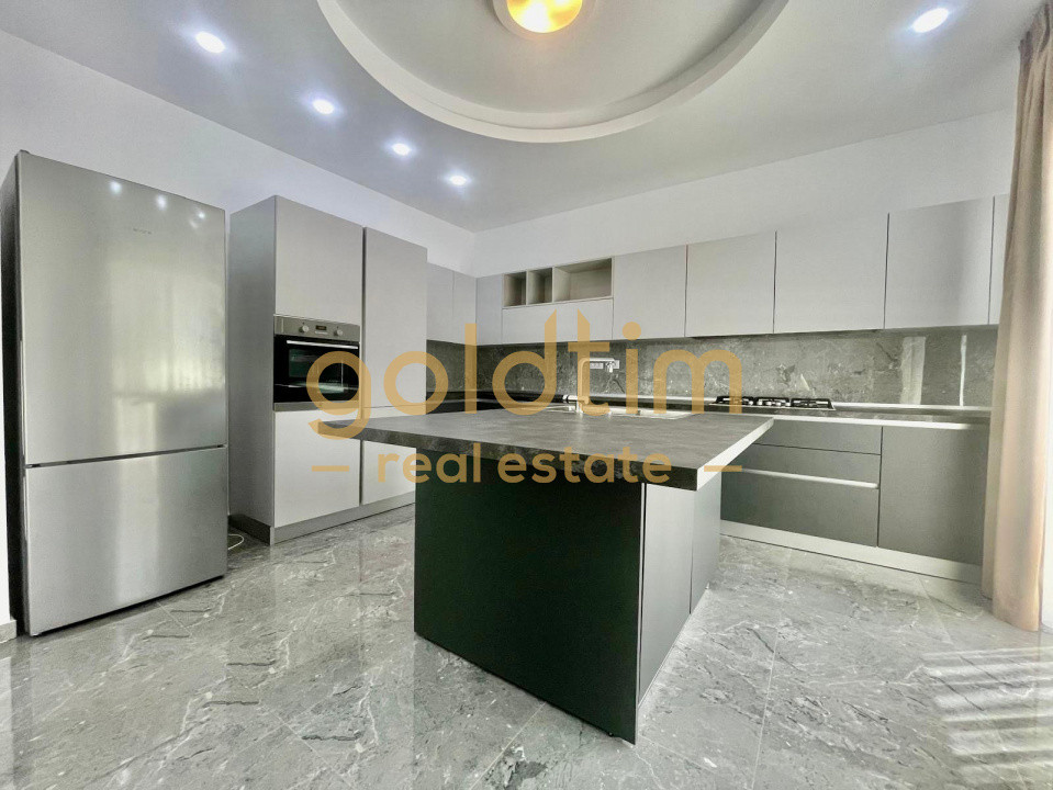 NOU!!!VILA CU PISCINA PROPRIE/ SPATII GENEROASE