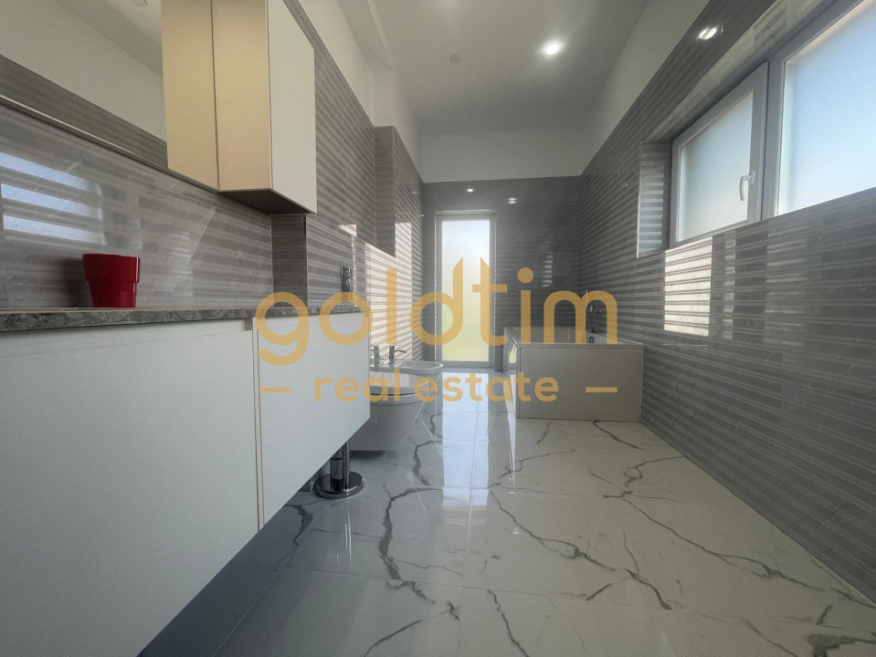 NOU!!!VILA CU PISCINA PROPRIE/ SPATII GENEROASE