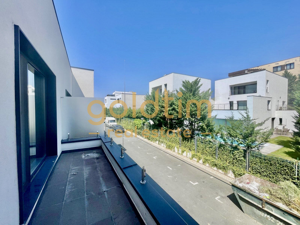 NOU!!!VILA CU PISCINA PROPRIE/ SPATII GENEROASE