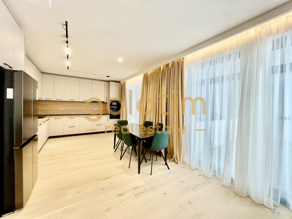 DUPLEX/ZONA REFERINTA/ LOC PARCARE