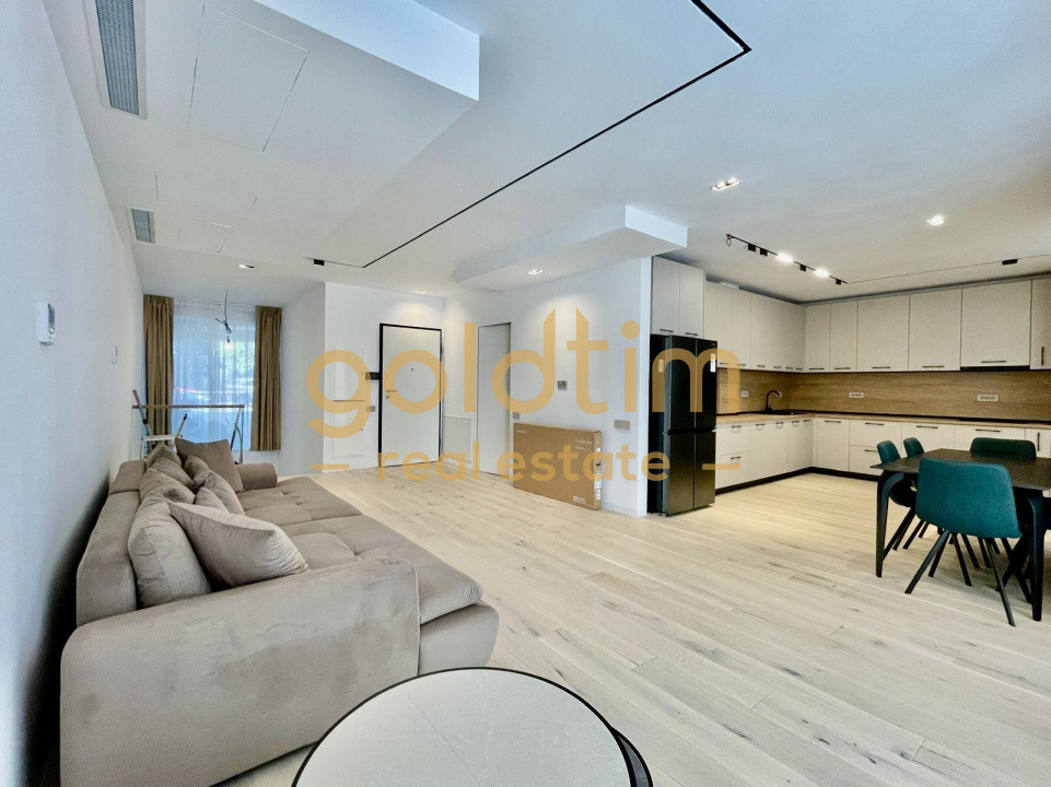 DUPLEX/ZONA REFERINTA/ LOC PARCARE