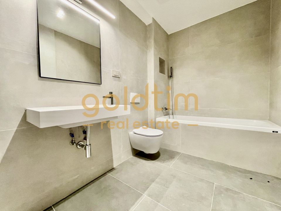 DUPLEX/ZONA REFERINTA/ LOC PARCARE