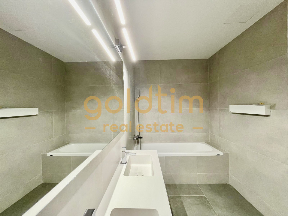 DUPLEX/ZONA REFERINTA/ LOC PARCARE