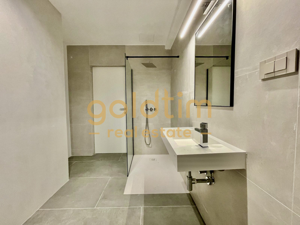 DUPLEX/ZONA REFERINTA/ LOC PARCARE/AVIATORILOR/SUPERB