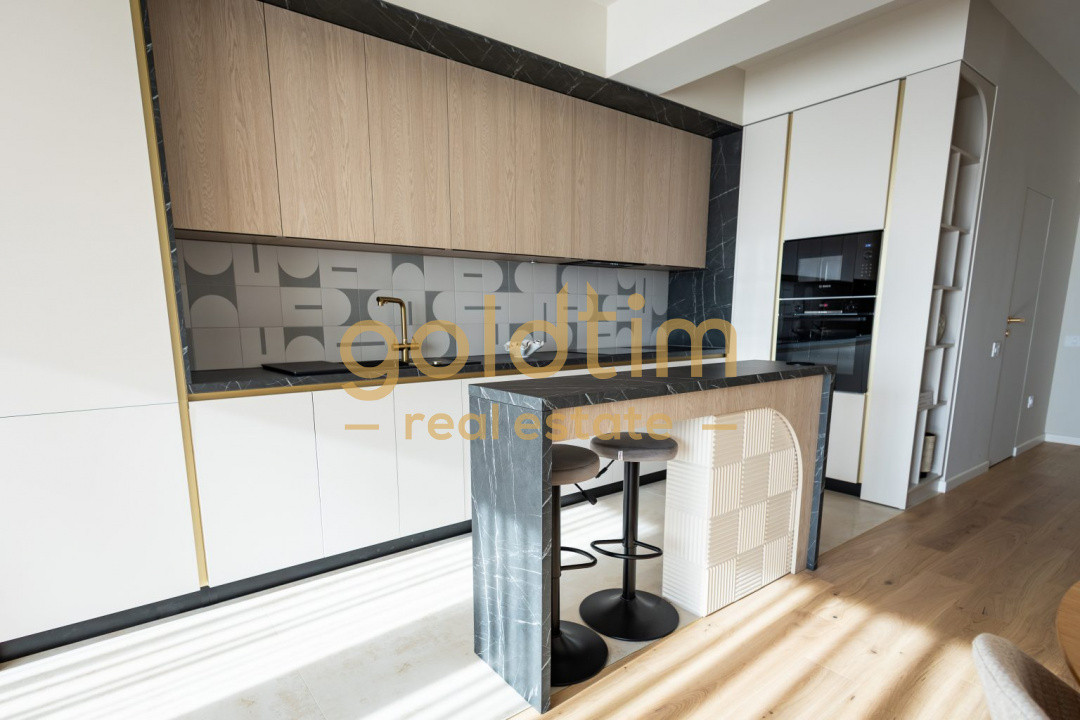 CATTED FAMILY/CURTE/DUPLEX SUPERB/ANSAMBLU SECURIZAT/PARCARE ACOPERITA