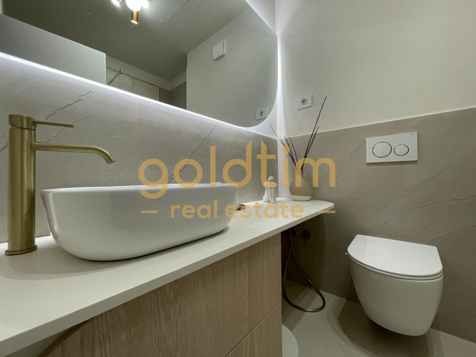 CATTED FAMILY/CURTE/DUPLEX SUPERB/ANSAMBLU SECURIZAT/PARCARE ACOPERITA