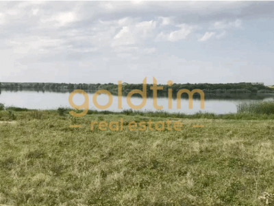 CREVEDIA/ZONA CU IESIRE LA LAC/PRIVELISTE/PRETABIL CONSTRUCTII