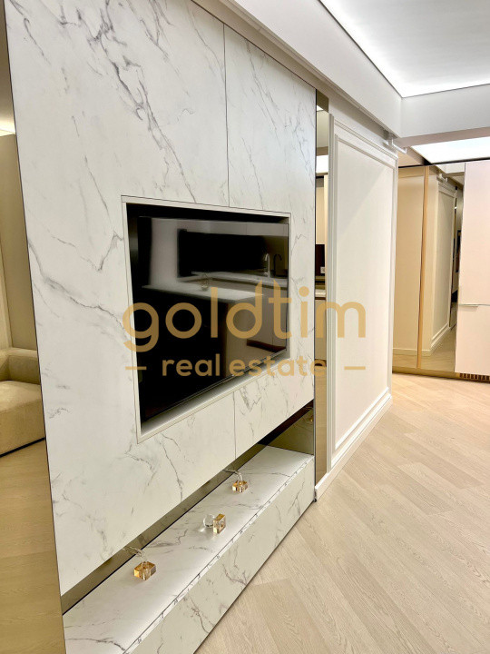 CORTINA NORTH/DISPONIBIL IMEDIAT/SUPERB/SPATII GENEROASE/BUCATARIE INCHISA