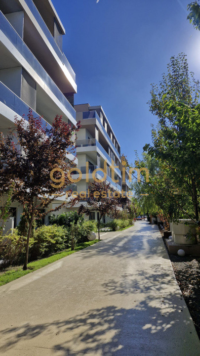 EROU IANCU NICOLAE /PIPERA /PARCARE /VIEW SUPERB