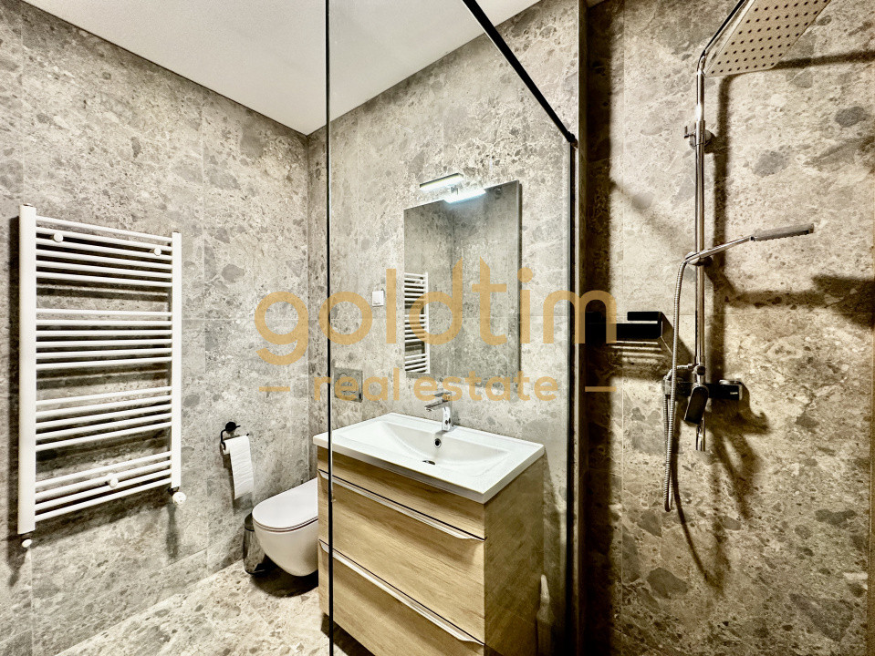 EROU IANCU NICOLAE /PIPERA /PARCARE /VIEW SUPERB