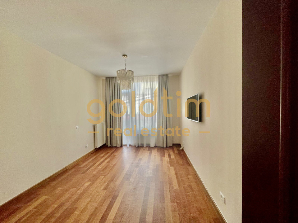 VIEW SUPERB CATRE LAC/2 locuri DE PARCARE/BOXA/LUMINOS SI INTIM