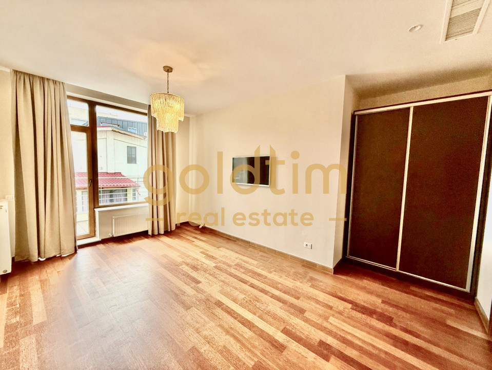 VIEW SUPERB CATRE LAC/2 locuri DE PARCARE/BOXA/LUMINOS SI INTIM