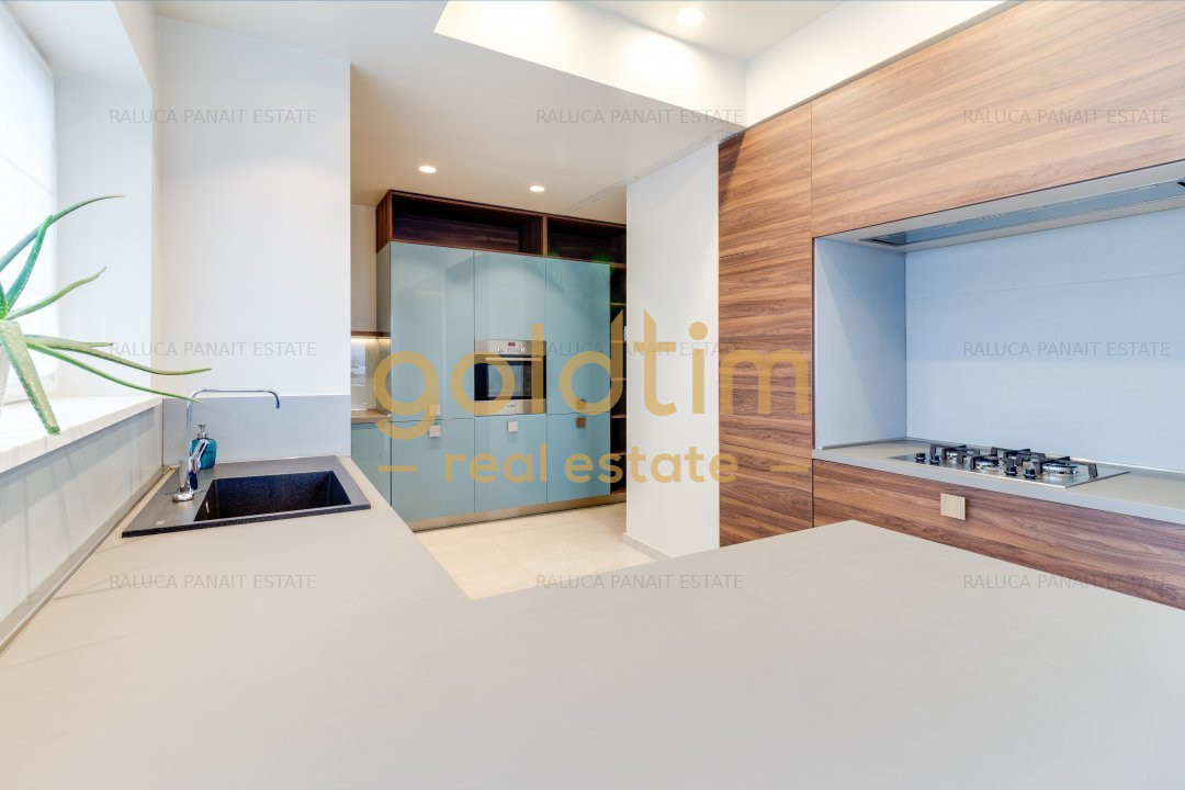 NEW/UNIQUE/ DUPLEX/ LUXURY DESIGN/ UNDERGROUND PARKING