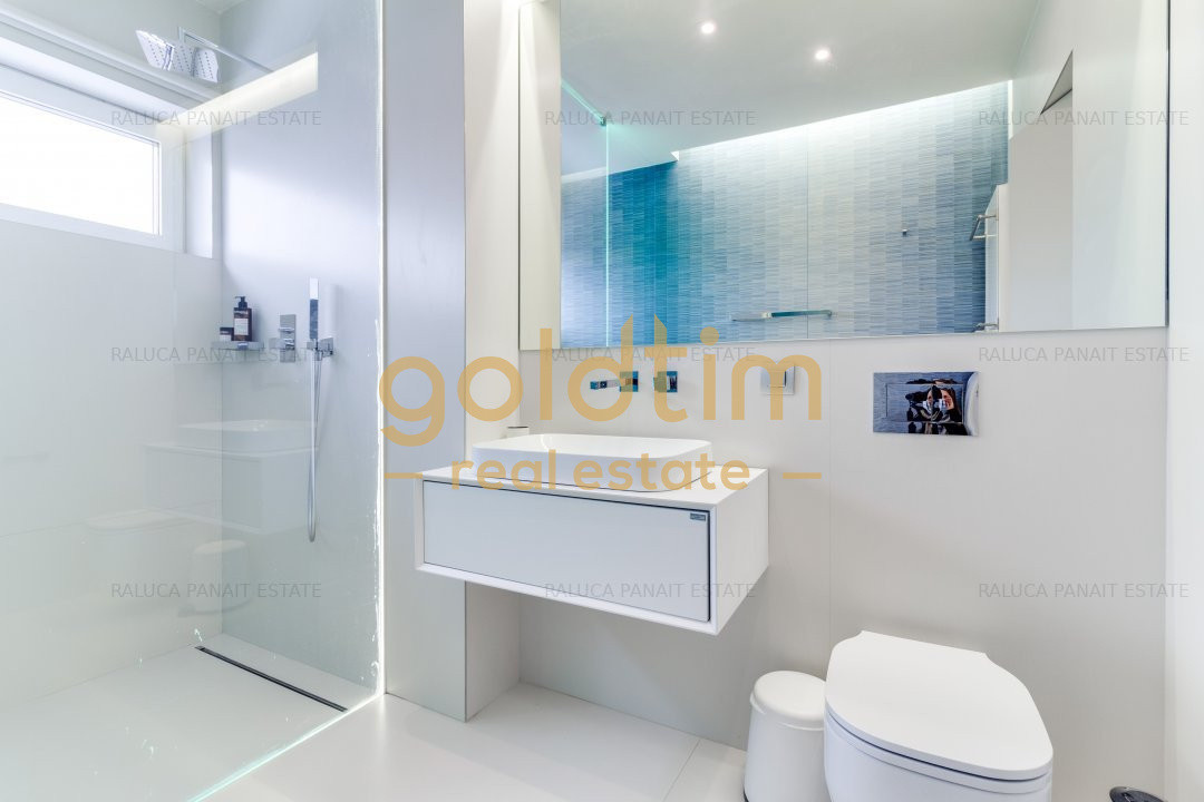 NEW/UNIQUE/ DUPLEX/ LUXURY DESIGN/ UNDERGROUND PARKING