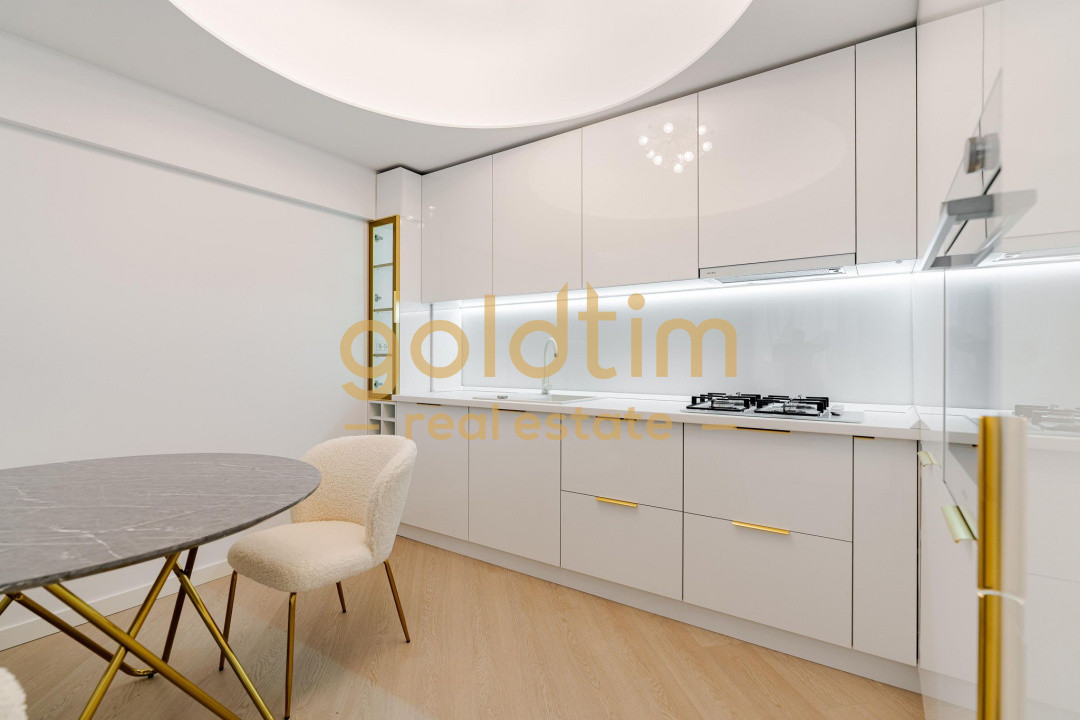 CORTINA NORTH/SUPERB/ LUMINOS/SPATII DEPOZITARE