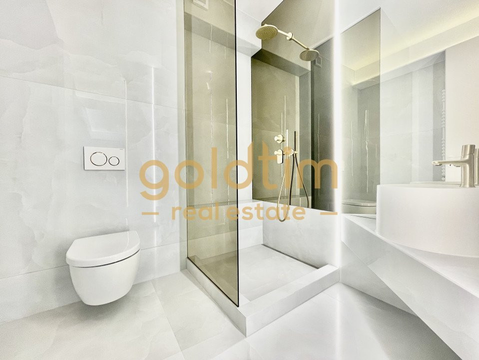 NOU/ SUPERB/CORTINA NORTH