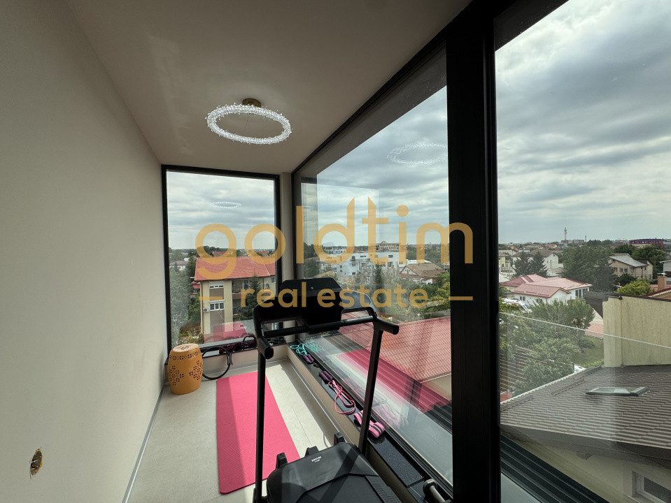 SUPERB/ PENTHOUSE MOBILAT SI UTILAT/ 3 PARCARI/ TERASA 70 mp