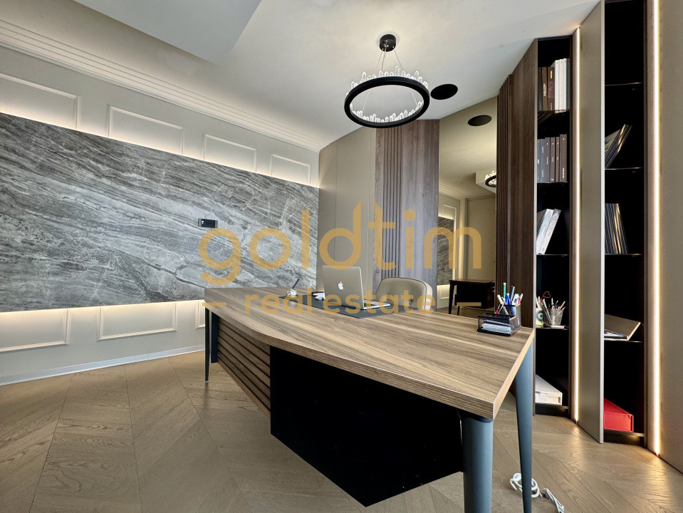 SUPERB/ PENTHOUSE MOBILAT SI UTILAT/ 3 PARCARI/ TERASA 70 mp