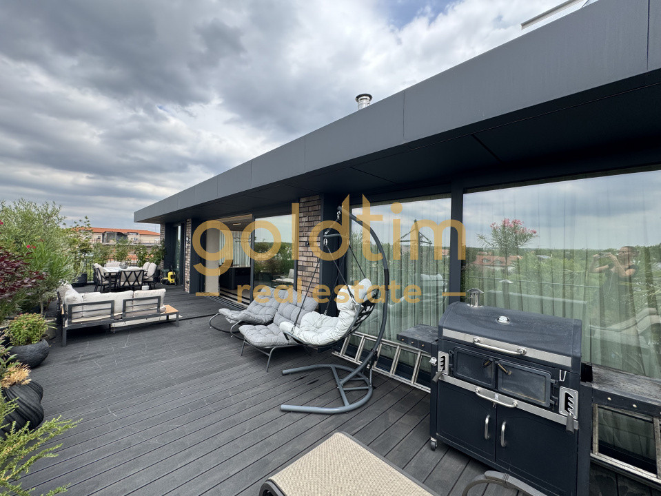 SUPERB/ PENTHOUSE MOBILAT SI UTILAT/ 3 PARCARI/ TERASA 70 mp