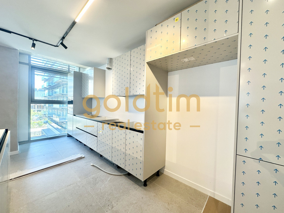 PRIMA CHIRIE/LUX/PISCINA/SPA/MOBILAT/UTILAT/TERASA/GARAJ/FLOREASCA/PROMENADA