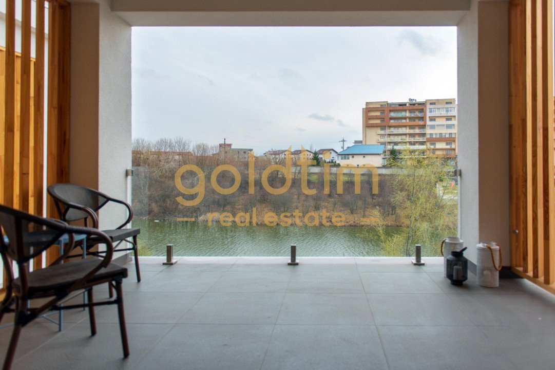 SUPERB/ UNIC/ VEDERE LAC/TERASA 20 MP/ 2 BAI/ SPATII DEPOZITARE