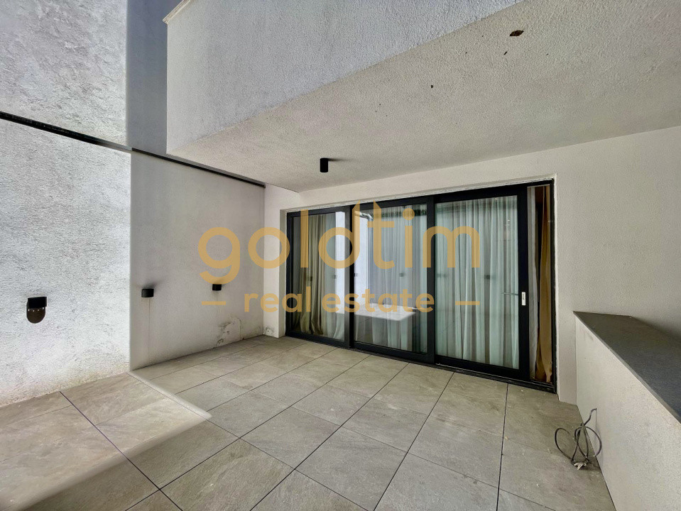 DUPLEX/ZONA REFERINTA/ LOC PARCARE