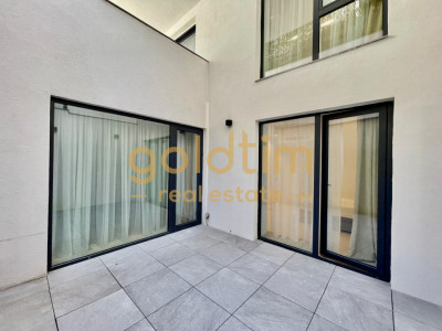 DUPLEX/ZONA REFERINTA/ LOC PARCARE