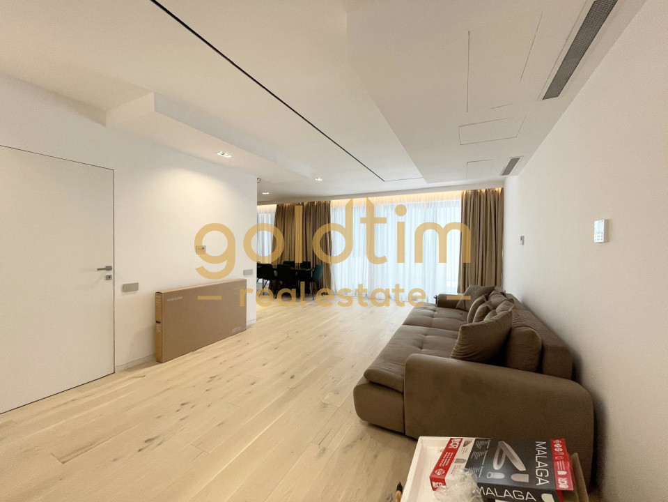 DUPLEX/ZONA REFERINTA/ LOC PARCARE