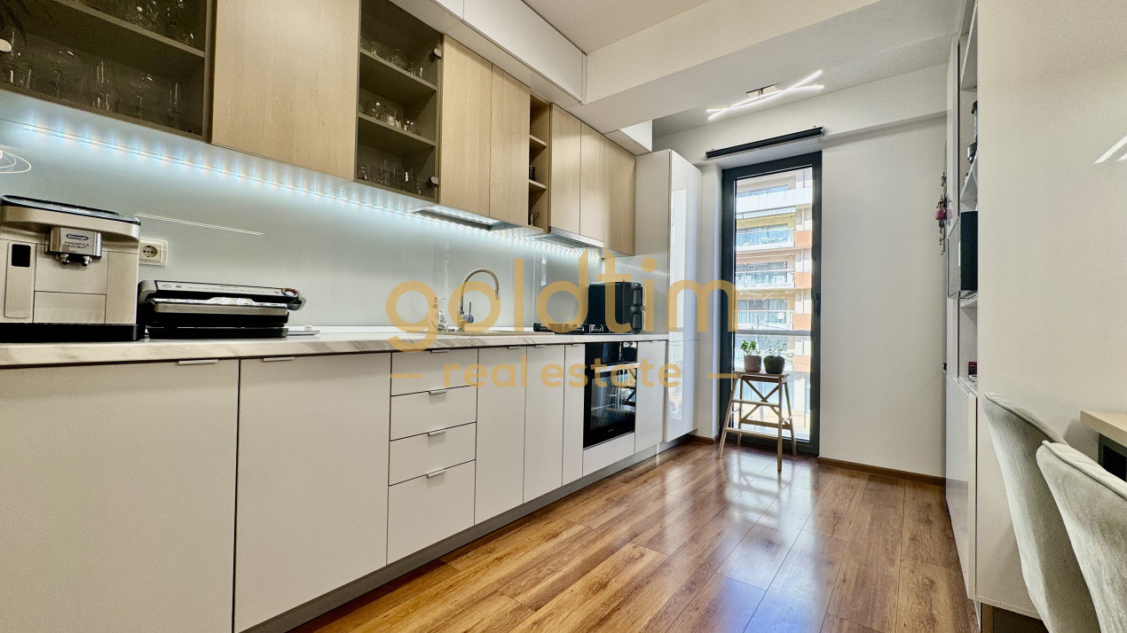 SPATII GENEROASE/SUPERB/ZONA LINISTITA/ PARCARE SUPRATERANA