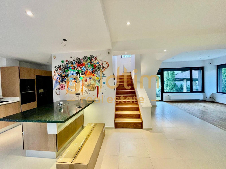 CASA INDIVIDUALA/SUPERBA/PIPERA/EROU IANCU NICOLAE/PISCINA/CURTE GENEROASA