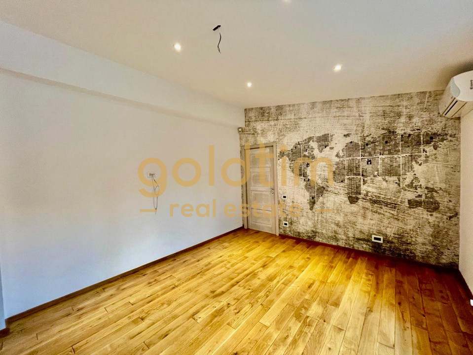 CASA INDIVIDUALA/SUPERBA/PIPERA/EROU IANCU NICOLAE/PISCINA/CURTE GENEROASA