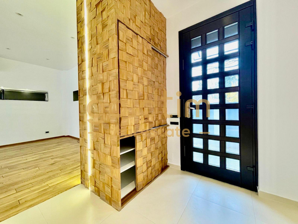 CASA INDIVIDUALA/SUPERBA/PIPERA/EROU IANCU NICOLAE/PISCINA/CURTE GENEROASA