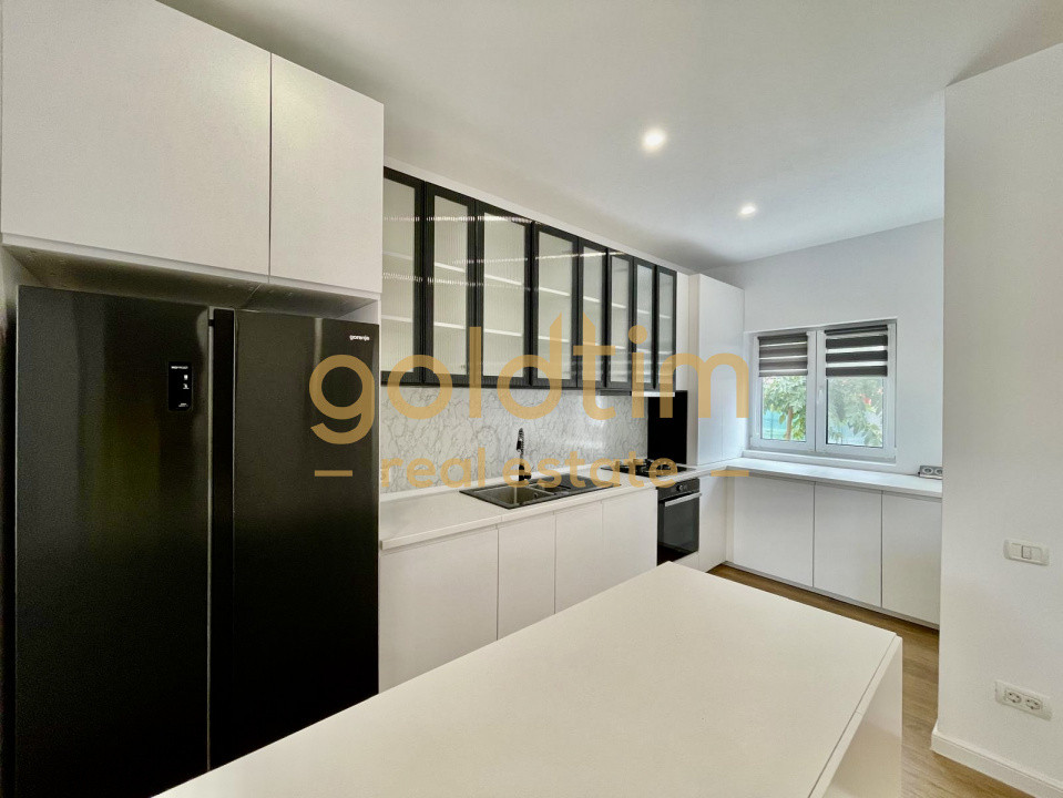 COMISION 0/NOUA MOBILATA/CURTE 50 MP/ 2 LOCURI DE PARCARE/IVESTITIE/INCHIRIATA