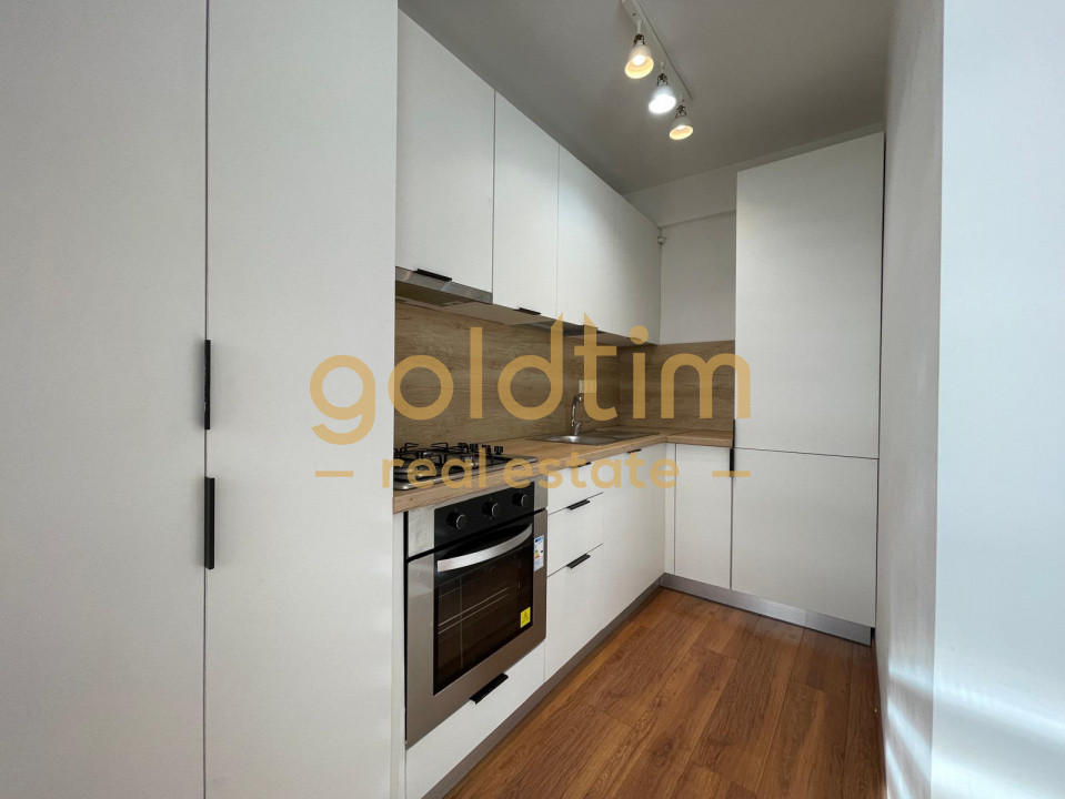 ZONA LINISTITA/ PARCARE